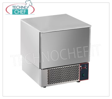 Cellule de refroidissement rapide professionnelle, 5 bacs GN 1/1, modèle ATT05 REFROIDISSEUR-CONGÉLATEUR avec GUIDES UNIVERSELS pour 5 PLATEAUX GN 1/1 ou mm. 600x400, marque TECNODOM, avec PIN PROBE, rendement CYCLE POSITIF +90°+3° Kg.23, CYCLE NÉGATIF +90°-18° Kg.12, V. 230/1, Kw.1,424, Poids Kg.92, dim .mm.750x740x850h