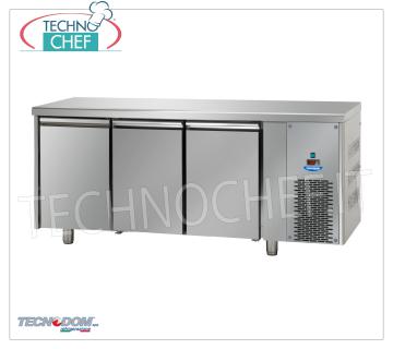 TECNODOM - TAVOLO CONGELANTE/FREEZER 3 dimensions, lt.460 CONGÉLATEUR/CONGÉLATEUR TABLE 3 PORTES, marque TECNODOM, capacité lt.460, température de fonctionnement -18°/-22°C, réfrigération ventilée, Gastro-Norme 1/1, V.230/1, Kw.0,7, Poids 122 Kg, dim.mm.1870x715x850h